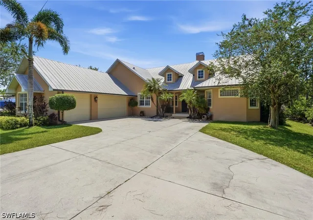 Photo 1 of Single family home for sale at 18241 Riverwind Dr, Alva, FL 33920 | MLS# 226029887 | Listing updated on 2026-08-26