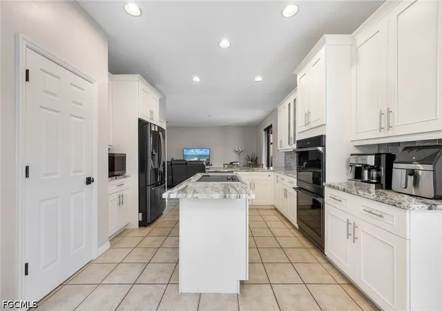 5th image of 8197 Silver Birch Wy, Lehigh Acres, FL 33971 | MLS# 2026036256