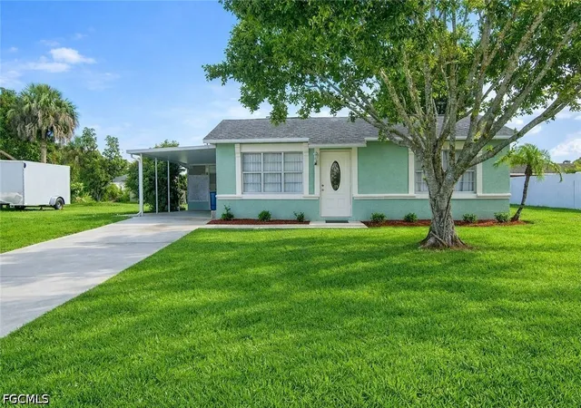 Photo 2 of Single family home for sale at 117 Stetson St, Lehigh Acres, FL 33936 | MLS# 2026036266 | Listing updated on 2026-08-26