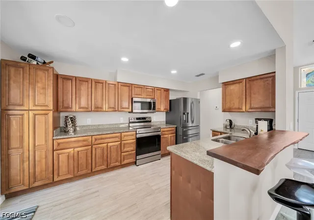 Photo 4 of Single family home for sale at 15069 Cloverdale Dr, Fort Myers, FL 33919 | MLS# 2026036267 | Listing updated on 2026-08-26