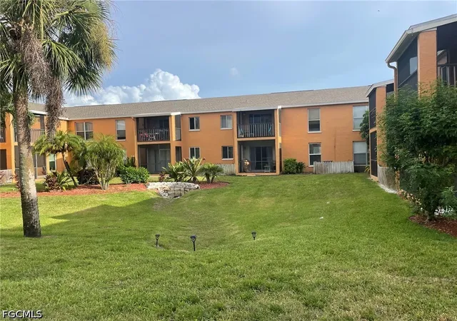 Photo 3 of Condo for sale at 12656 Kenwood Ln #B, Fort Myers, FL 33907 | MLS# 2026036287 | Listing updated on 2026-08-30