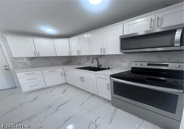 Photo 3 of Single family home for sale at 2655 Market St, Fort Myers, FL 33916 | MLS# 2026036299 | Listing updated on 2026-08-27