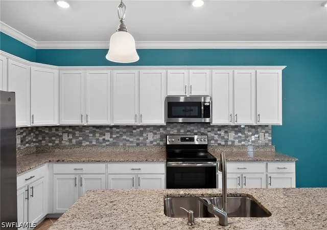 Photo 3 of Single family home for sale at 4295 Bluegrass Dr, Fort Myers, FL 33916 | MLS# 226030520 | Listing updated on 2026-08-26