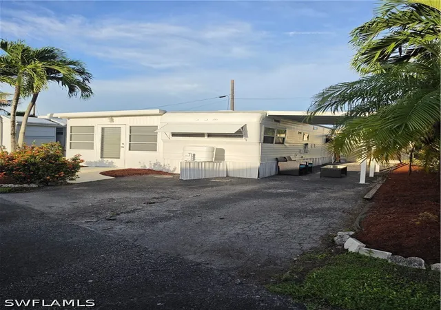 Photo 3 of Manufactured home for sale at 50 Temple Ln, Naples, FL 34114 | MLS# 226030969 | Listing updated on 2026-08-27