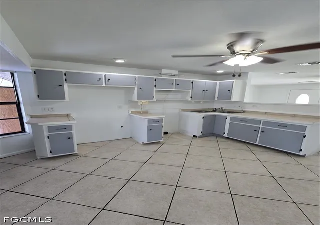 Photo 3 of Single family home for sale at 2816 9th St Sw, Lehigh Acres, FL 33976 | MLS# 2026036388 | Listing updated on 2026-08-27