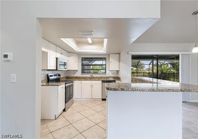 5th image of 859 Sw 15Th Ter, Cape Coral, FL 33991 | MLS# 226030475