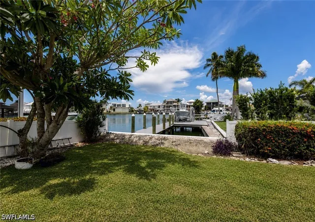 Photo 3 of Single family home for sale at 105 Jamaica Dr, Naples, FL 34113 | MLS# 226030742 | Listing updated on 2026-08-28