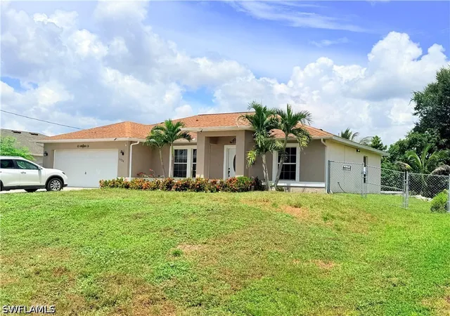 5th image of 3706 28Th St Sw, Lehigh Acres, FL 33976 | MLS# 226030576