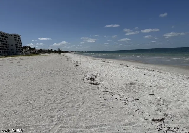 Listing Photo 2 - Condo for sale in building located at 26235 Hickory Blvd, Bonita Springs, FL 34134 - Unit #8A