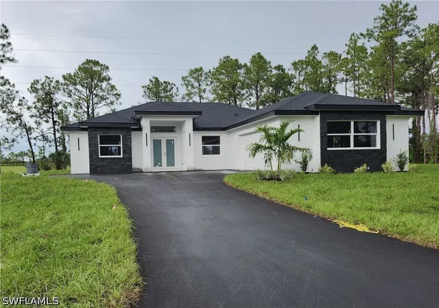 Photo 1 of Single family home for sale at 3983 33rd Ave Ne, Naples, FL 34120 | MLS# 226031223 | Listing updated on 2026-08-28