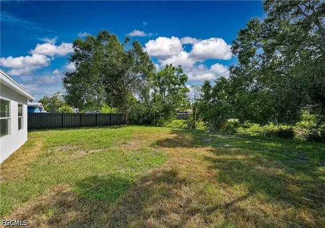 Photo 36 of Single family home for sale at 367 Rosemont Dr, Fort Myers, FL 33916 | MLS# 2026036672 | Listing updated on 2026-08-30