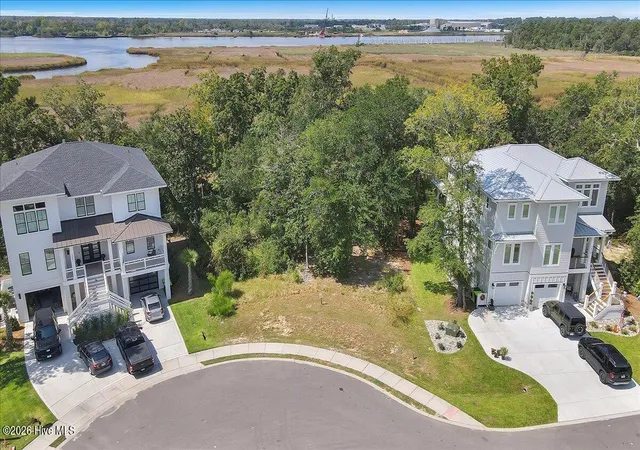 Photo 1 of Land for sale at 1511 Riverview Ter, Wilmington, NC 28401 | MLS# 100593387 | Listing updated on 2026-08-19