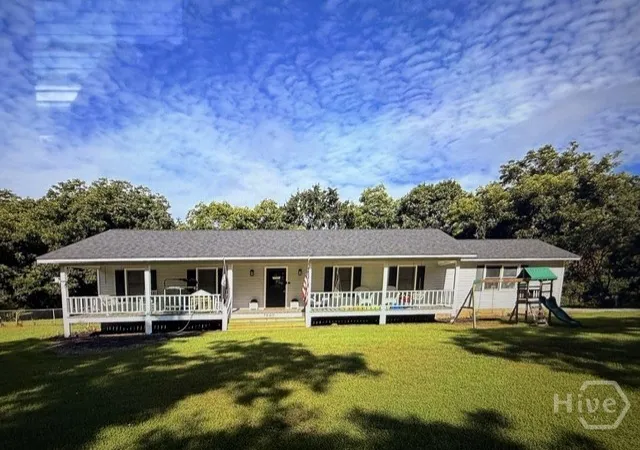 Photo 2 of Single family home for sale at 1469 Main St, Comer, GA 30629 | MLS# CL362714 | Listing updated on 2026-08-19
