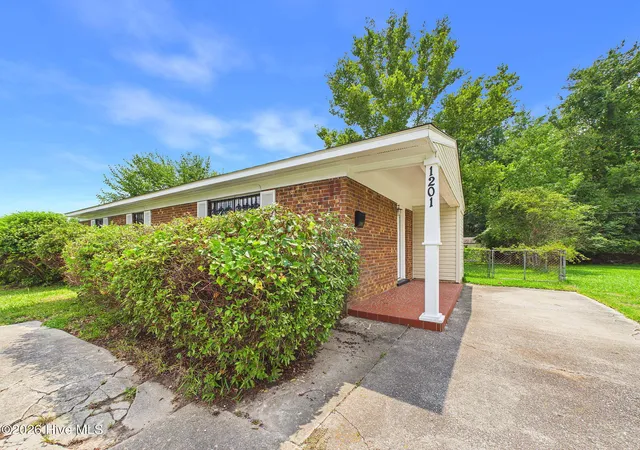 Photo 2 of Single family home for sale at 1201 Kornegay Ave, Wilmington, NC 28405 | MLS# 100593067 | Listing updated on 2026-08-27