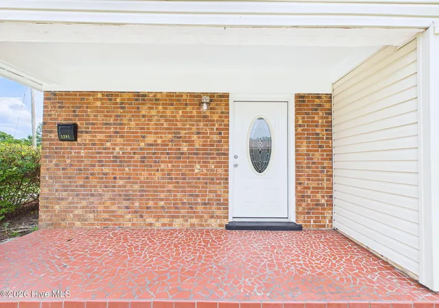 Photo 3 of Single family home for sale at 1201 Kornegay Ave, Wilmington, NC 28405 | MLS# 100593067 | Listing updated on 2026-08-27