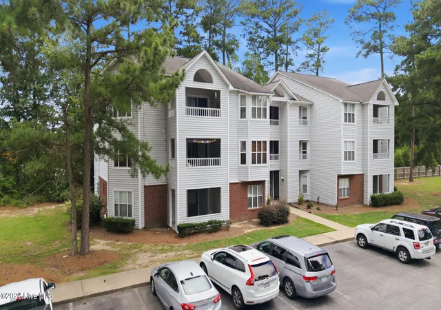 Photo 2 of Condo for sale at 3320 Mulberry Ln #G, Greenville, NC 27858 | MLS# 100597709 | Listing updated on 2026-09-01