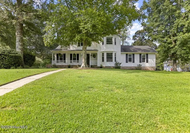 Photo 2 of Single family home for sale at 1100 Westmoreland Dr, Jacksonville, NC 28546 | MLS# 100598659 | Listing updated on 2026-09-17