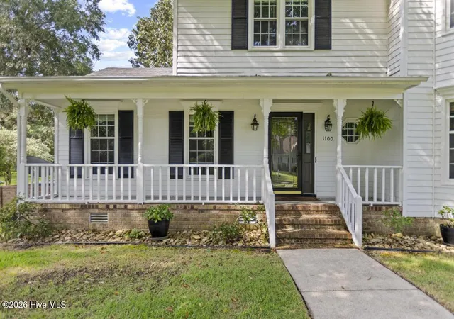 Photo 3 of Single family home for sale at 1100 Westmoreland Dr, Jacksonville, NC 28546 | MLS# 100598659 | Listing updated on 2026-10-12