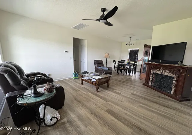 Photo 4 of Single family home for sale at 615 Meadstown Rd, Elizabeth City, NC 27909 | MLS# 100597134 | Listing updated on 2026-08-19