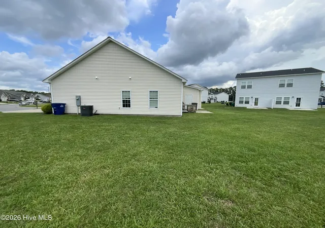 Photo 3 of Townhouse for sale at 2221 Remington Ct #B, Greenville, NC 27834 | MLS# 100593577 | Listing updated on 2026-08-19