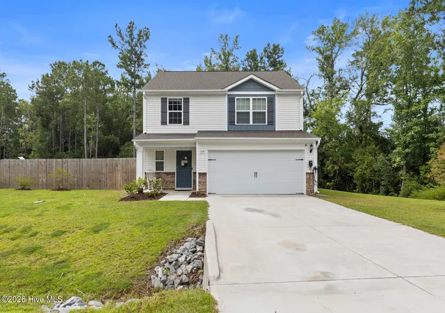 Photo 1 of Single family home for sale at 104 Priscilla Pl, Hampstead, NC 28443 | MLS# 100591627 | Listing updated on 2026-09-20