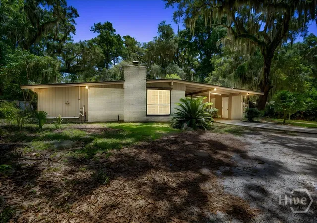 Photo 1 of Single family home for sale at 163 North Dr, Savannah, GA 31406 | MLS# SA360473 | Listing updated on 2026-09-05