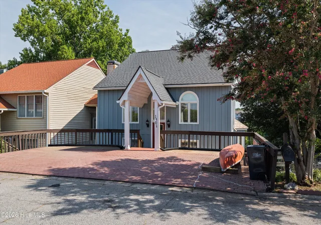 Photo 3 of Single family home for sale at 1401 Waters Edge Dr, Augusta, GA 30901 | MLS# 100589225 | Listing updated on 2026-09-30