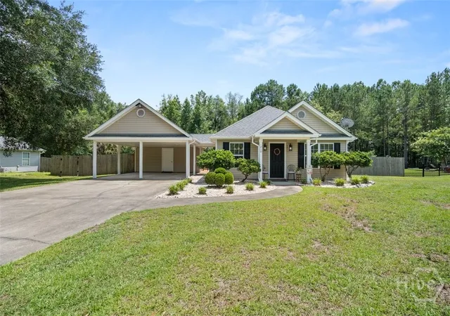 1st image of 210 Lindsey Dr, Richmond Hill, GA 31324 | MLS# SA359224