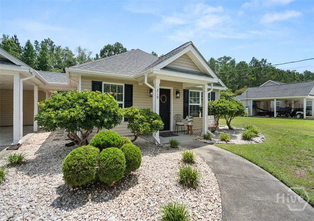 2nd image of 210 Lindsey Dr, Richmond Hill, GA 31324 | MLS# SA359224