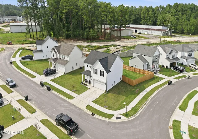 Photo 3 of Single family home for sale at 621 Chambers Dr, Southern Pines, NC 28387 | MLS# 100595306 | Listing updated on 2026-10-19