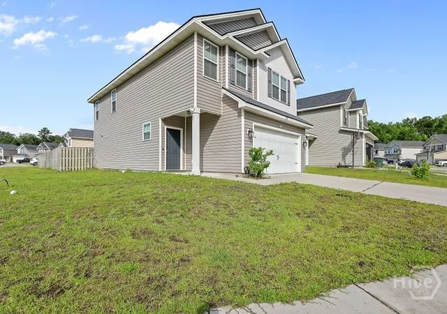 Photo 3 of Single family home for sale at 618 Fairview Cir, Hinesville, GA 31313 | MLS# SA356794 | Listing updated on 2026-08-19