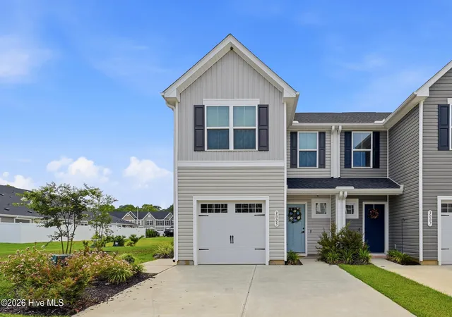Photo 1 of Townhouse for sale at 3005 Edgemead Cir Nw, Calabash, NC 28467 | MLS# 100592603 | Listing updated on 2026-09-12
