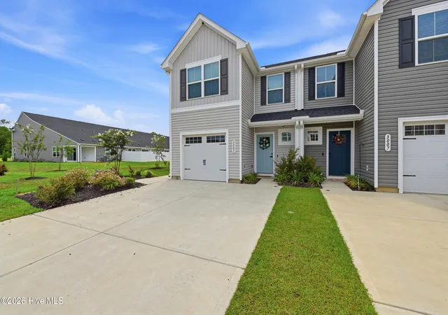 Photo 3 of Townhouse for sale at 3005 Edgemead Cir Nw, Calabash, NC 28467 | MLS# 100592603 | Listing updated on 2026-09-12