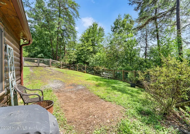 Photo 3 of Single family home for sale at 75 Woodridge Trl, Murphy, NC 28906 | MLS# 100589944 | Listing updated on 2026-08-19
