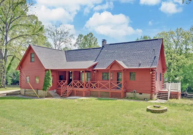 Photo 3 of Single family home for sale at 440 Beaver Ridge Rd, Murphy, NC 28906 | MLS# 98544515 | Listing updated on 2026-08-19