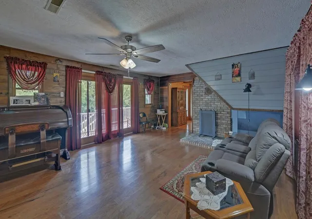 Photo 5 of Single family home for sale at 440 Beaver Ridge Rd, Murphy, NC 28906 | MLS# 98544515 | Listing updated on 2026-08-19