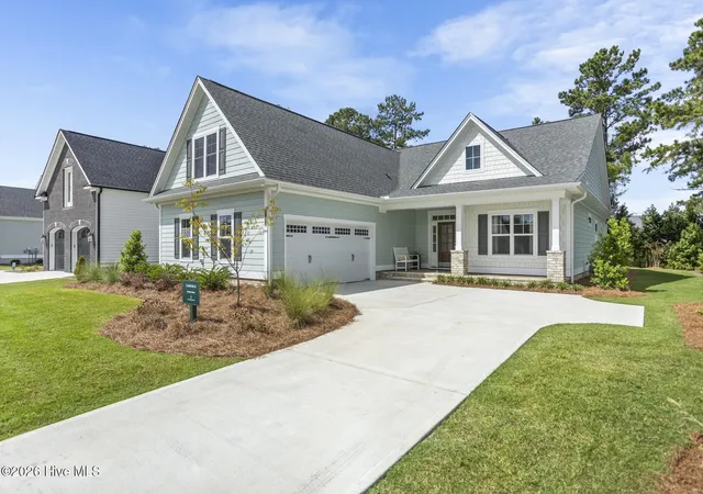 Photo 3 of Single family home for sale at 9165 Crossbill Dr, Leland, NC 28451 | MLS# 100594003 | Listing updated on 2026-09-07