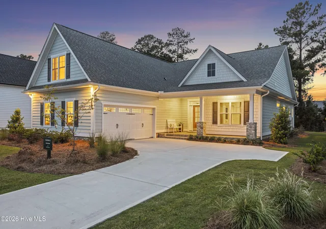 Photo 3 of Single family home for sale at 9165 Crossbill Dr, Leland, NC 28451 | MLS# 100594003 | Listing updated on 2026-09-07