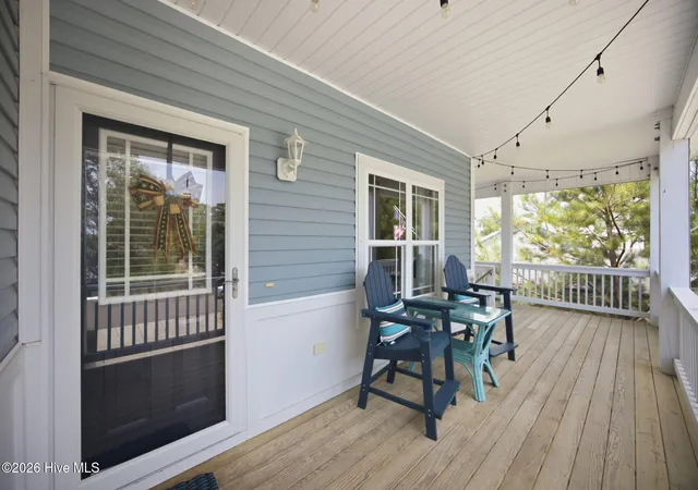 Photo 3 of Single family home for sale at 147 NW 11th Street, Oak Island, NC 28465 | MLS# 100597469 | Listing updated on 2026-09-01