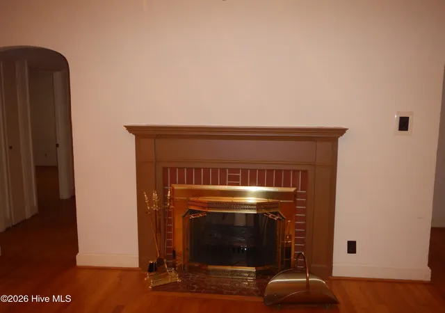 Photo 4 of Single family home for sale at 1817 Beaufort St, New Bern, NC 28560 | MLS# 100575530 | Listing updated on 2026-09-30