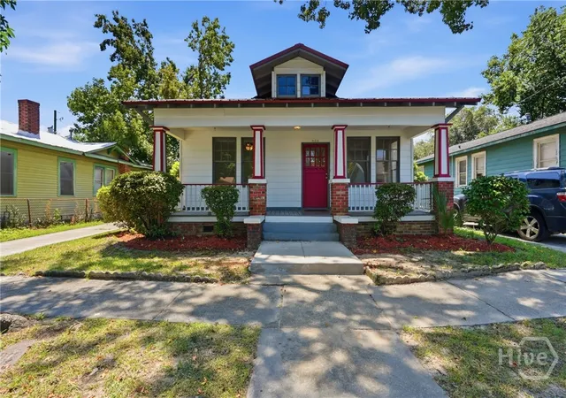 Photo 2 of Single family home for sale at 1125 Seiler Ave, Savannah, GA 31404 | MLS# SA363136 | Listing updated on 2026-08-23