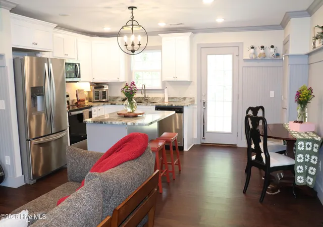 Photo 3 of Single family home for sale at 332 Holly Dr, Southport, NC 28461 | MLS# 100590380 | Listing updated on 2026-09-03