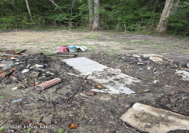 Photo 3 of Land for sale at 150 N Castle Dr, New Bern, NC 28562 | MLS# 100598185 | Listing updated on 2026-08-31