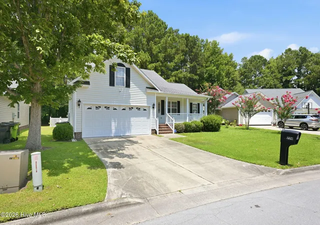 Photo 3 of Single family home for sale at 226 Monterey Cir, New Bern, NC 28562 | MLS# 100588304 | Listing updated on 2026-09-16