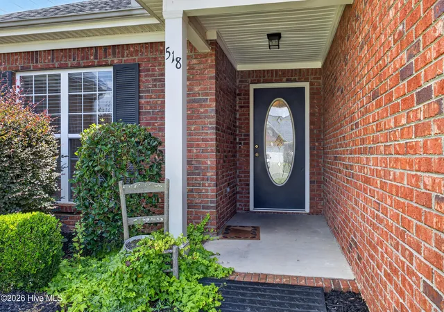 Photo 2 of Townhouse for sale at 518 Reading Ct, Aiken, SC 29803 | MLS# 100596500 | Listing updated on 2026-09-21