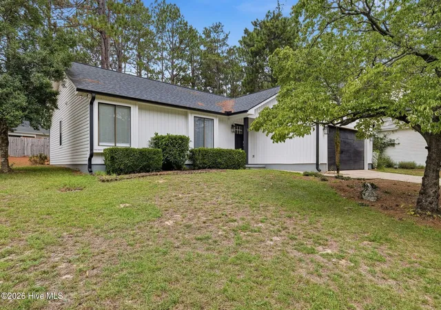 Photo 3 of Single family home for sale at 9 Alexander Ln, Pinehurst, NC 28374 | MLS# 100599343 | Listing updated on 2026-09-02