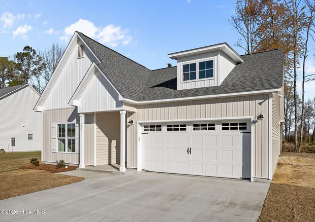 Photo 3 of Single family home for sale at 333 Mangrove Ct, Ayden, NC 28513 | MLS# 100548674 | Listing updated on 2026-08-19