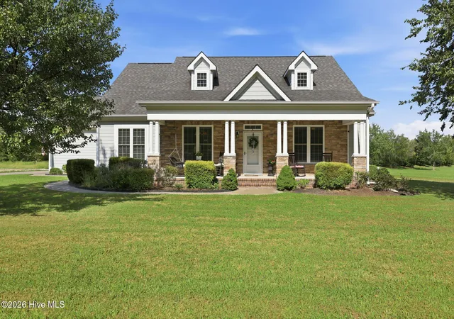 Photo 1 of Single family home for sale at 176 Quarter Horse Ln, Hertford, NC 27944 | MLS# 100597969 | Listing updated on 2026-09-22