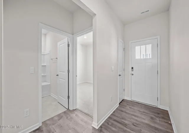 Photo 2 of Single family home for sale at 1500 Stone Wood Dr, Winterville, NC 28590 | MLS# 100596747 | Listing updated on 2026-09-14