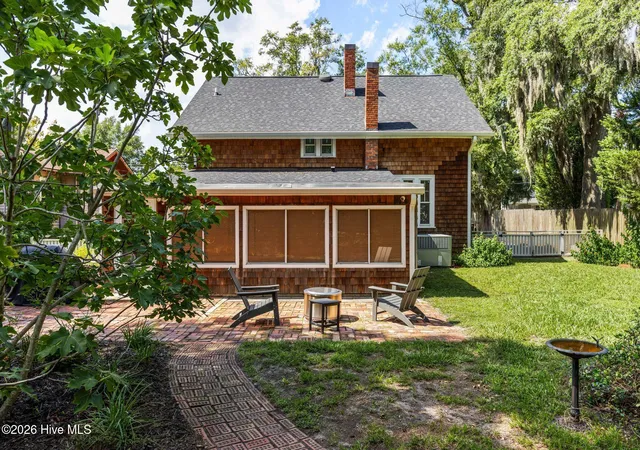 Photo 3 of Single family home for sale at 414 Northern Blvd, Wilmington, NC 28401 | MLS# 100597188 | Listing updated on 2026-09-14